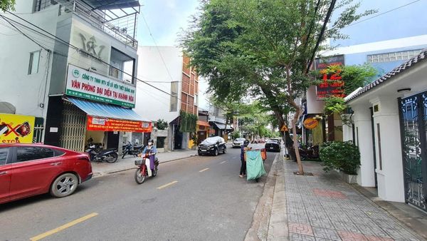 Bán Nhà Đẹp 3 Tầng Mặt Tiền Đường Mê Linh - Giá 14,2 Tỷ  THÀNH PHỐ NHA TRANG - Ảnh 4