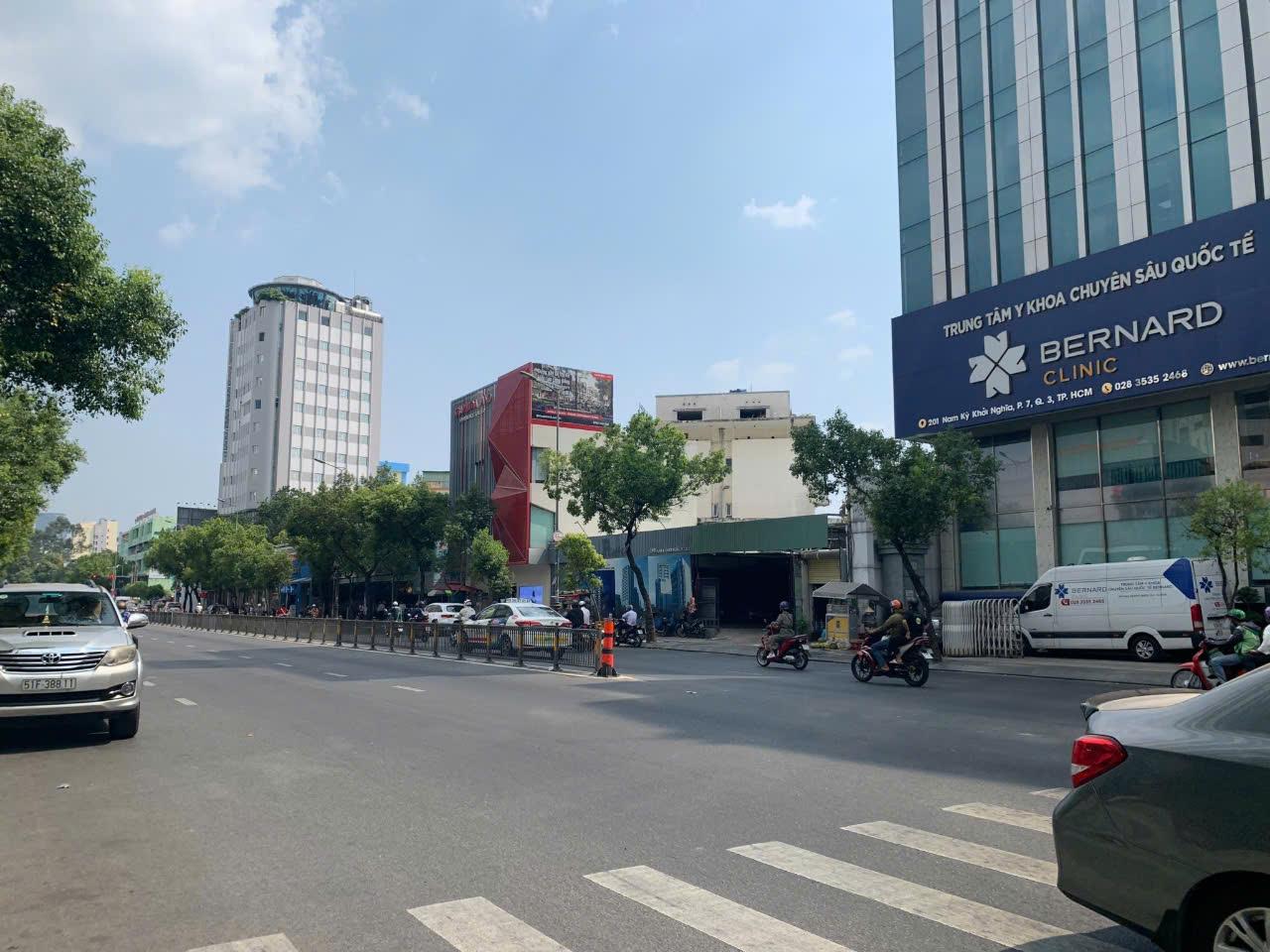 Cho thuê Building mặt tiền Nam Kỳ Khởi Nghĩa, P7, Q3, 1 hầm 1 lửng 7 lầu, DT 1330m2 - Ảnh 1