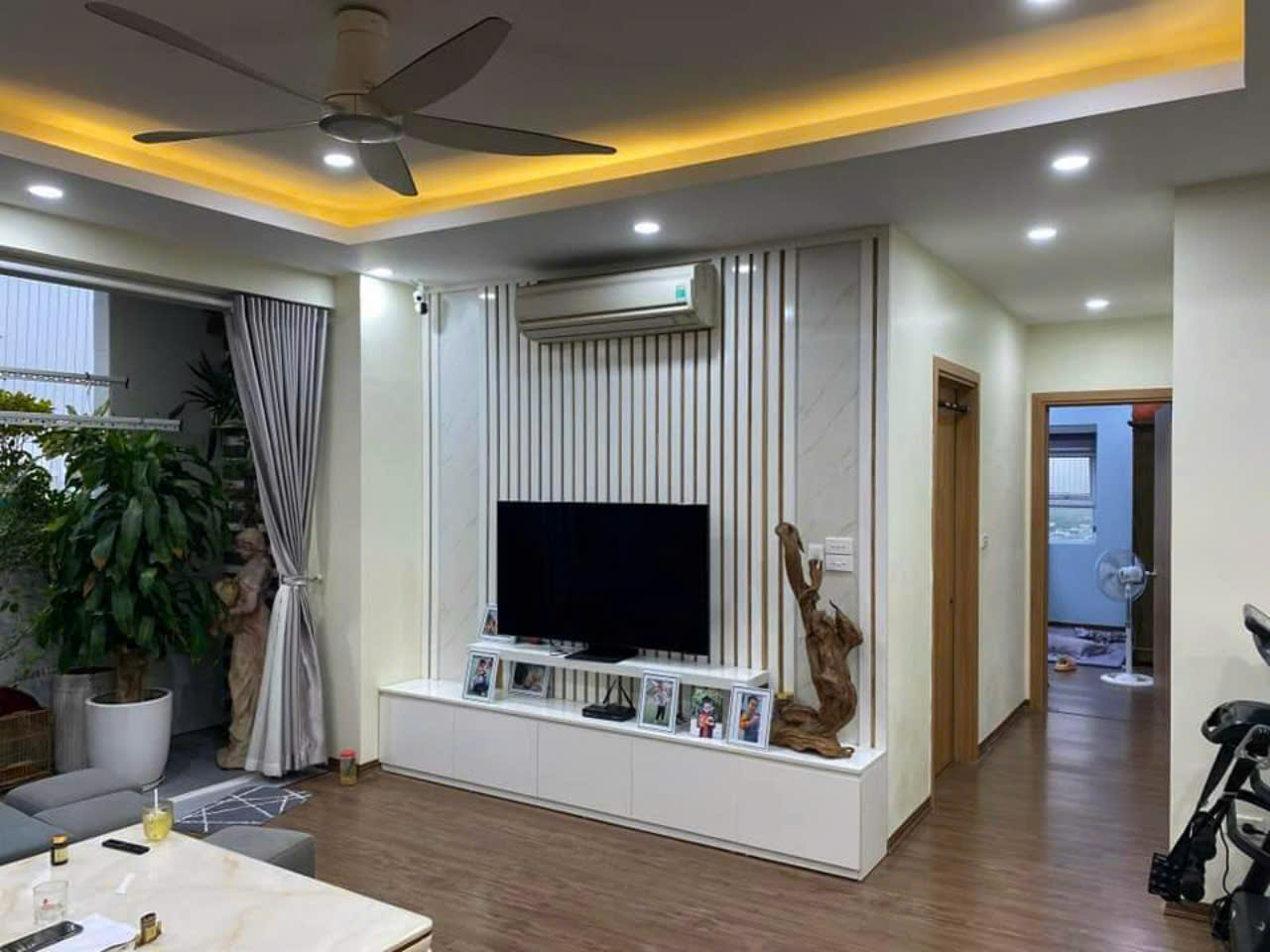 Bán căn hộ 3 ngủ 2 vệ sinh 118m2 3 ngủ full đồ Intracom 1 Trung Văn giá 5,6 tỷ - Ảnh 2