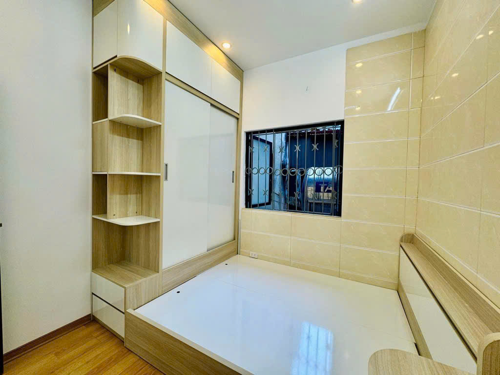 🏡 S*IÊ*U VIP NHÀ ĐẸP - NGỌC THỤY LONG BIÊN - FULL NỘI THẤT 5 TẦNG  - LÔ GÓC - Ô TÔ TRÁNH  <br>GIÁ - Ảnh 3