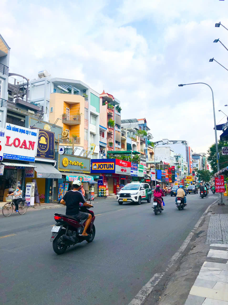 Mặt tiền Thành Thái - Khu kinh doanh đắc địa - Vị trí đẹp 6 tầng chỉ 20 tỷ - Ảnh chính