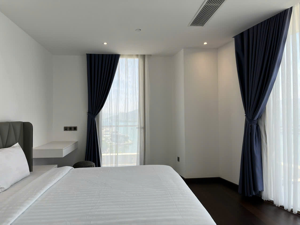 CHO THUÊ CĂN GÓC HILTON 5 PHÒNG NGỦ VIEW SÔNG HÀN - GIÁ 35 TRIỆU / THÁNG. - Ảnh 3