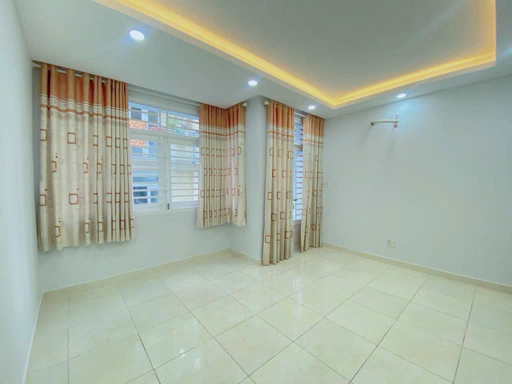 HẺM BA GÁC THÔNG - NHÀ KIÊN CỐ 40M2 - NGAY SÁT LÊ ĐẠI HÀNH QUẬN 10 - Ảnh 2