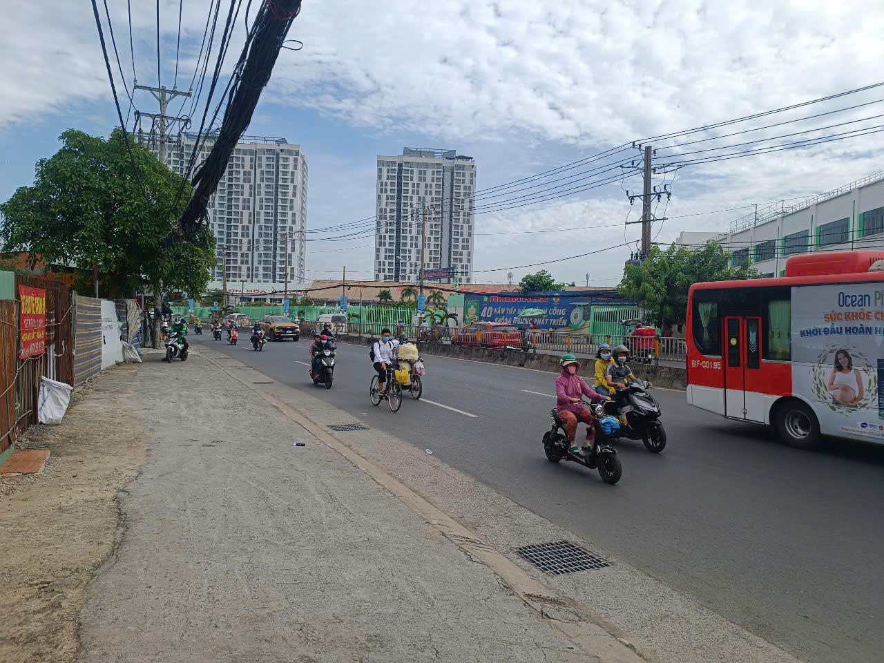 MẶT TIỀN QUỐC LỘ 13, 1300M2, HIỆP BÌNH PHƯỚC THỦ ĐỨC, 97Tỷ. - Ảnh 1