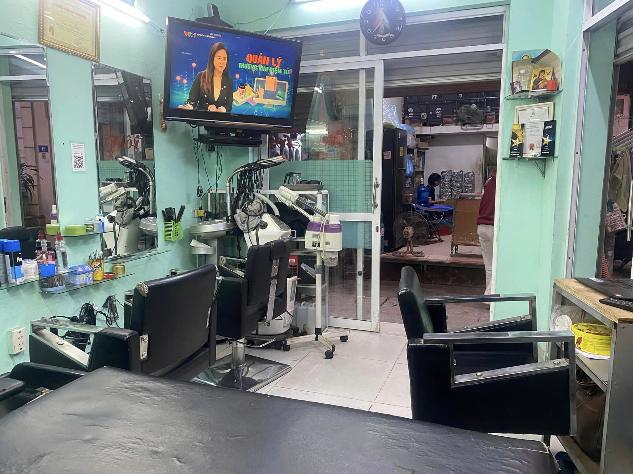 Chính chủ cần chuyển nhượng toàn bộ cửa hàng Salon tóc - Ảnh chính