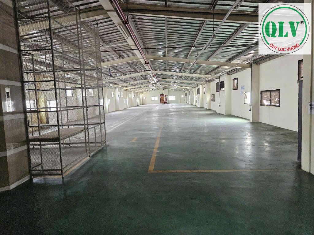 Cho thuê nhà xưởng gần 5.000m2 tại Tân Uyên, Bình  Dương - Ảnh chính