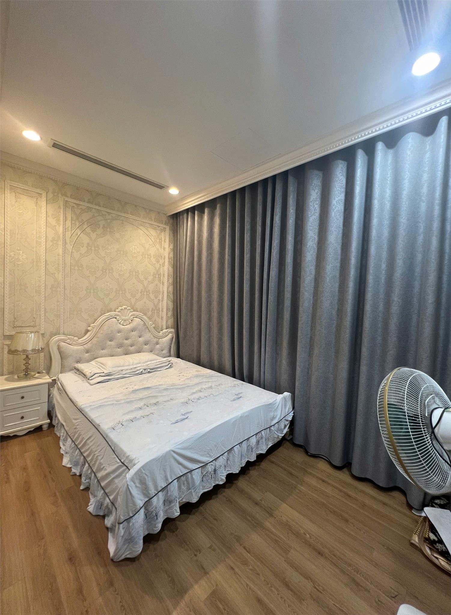 CHO THUÊ CĂN 3PN SÁNG TOÀ R6 - ROYAL CITY VIEW QUẢNG TRƯỜNG CHỈ 25TRIỆU - Ảnh 1