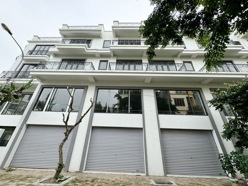 Cần bán Shophouse Metropolitan - DT 67,5m2, hai mặt đường, sau có vườn hoa nhỏ - Ảnh chính