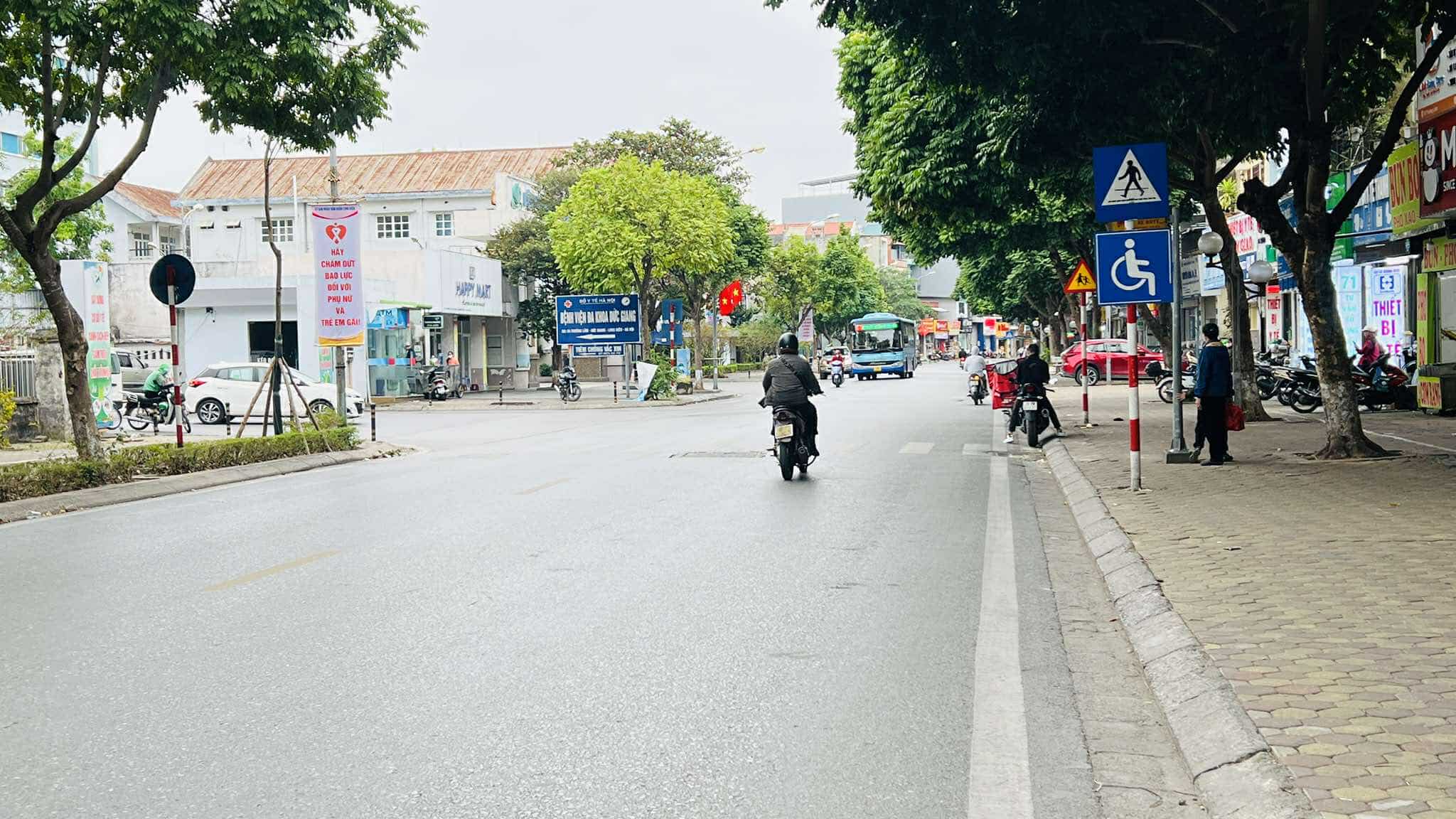 bán mảnh đất phố Trường Lâm, 185m, mặt tiền 5m, 2 mặt ngõ ôtô tránh, full thổ cư - Ảnh 1