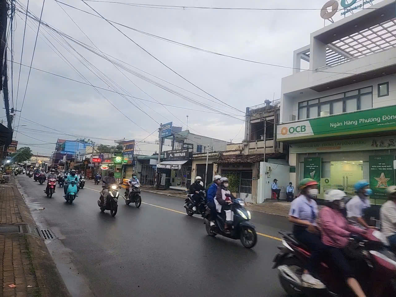 CHO THUÊ 3 NHÀ LIỀN KỀ 2 MẶT TIỀN KINH DOANH ĐƯỜNG LÝ THƯỜNG KIỆT TT HÓC MÔN - Ảnh chính