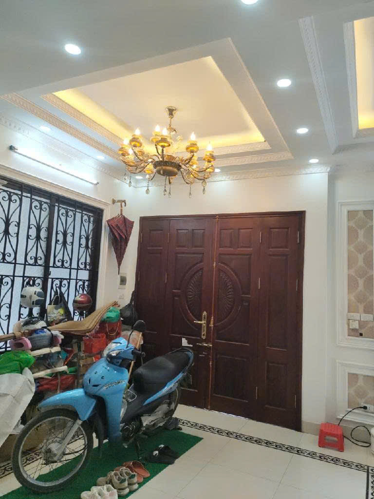 PHỐ TRẠM, NHÀ ĐẸP, FULL NỘI THẤT Ở NGAY, 3 THOÁNG VĨNH VIỄN, 40m2, 4 TẦNG, MẶT TIỀN 7.5M, 6.4 TỶ - Ảnh 1