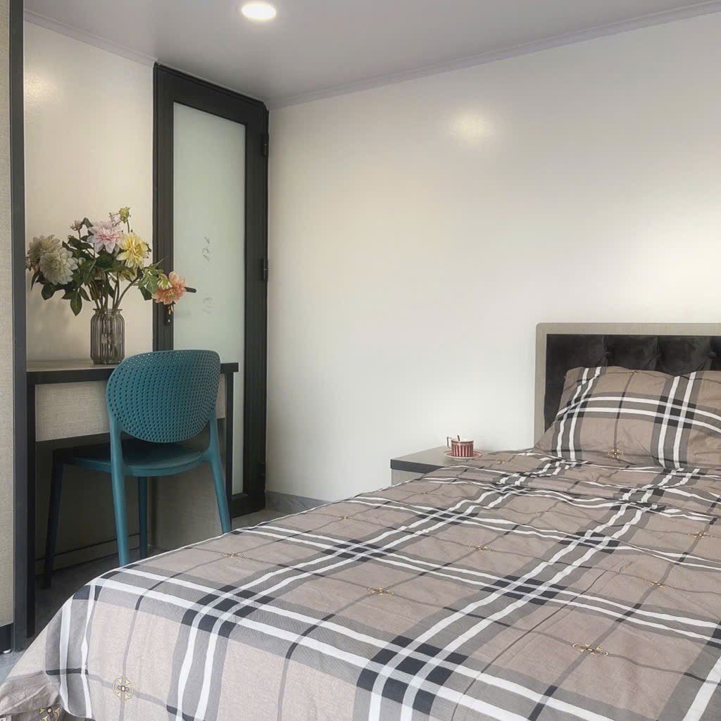 (Siêu Phẩm) Tòa Apartment 3 mặt thoáng 62m2 tại Đường Bưởi - Dòng tiền 1,9 tỷ/năm - Tin Thật 100%. - Ảnh 1