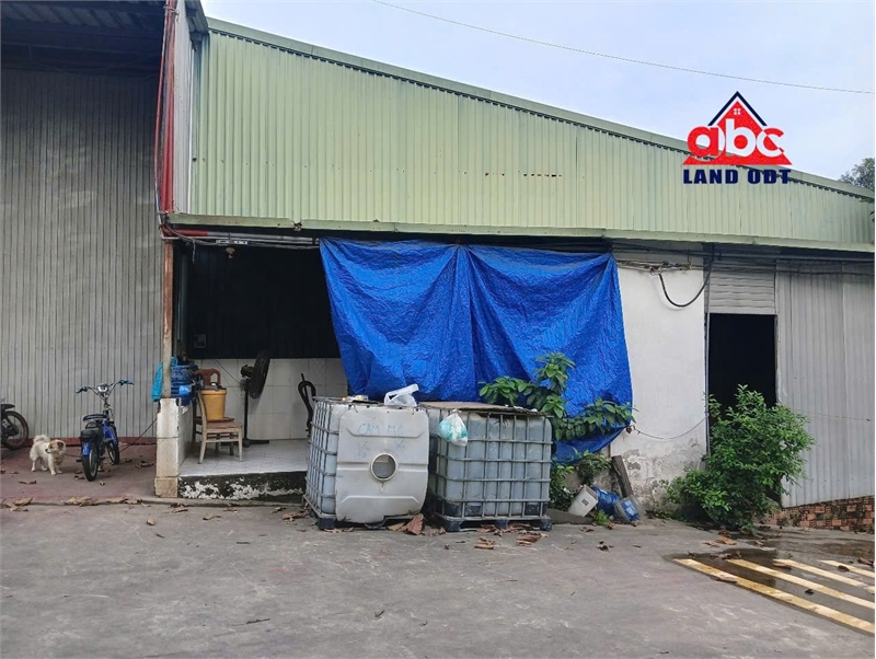 XT426 nhà xưởng sản xuất, hoặc kho chứa hàng, nhà xưởng kiên cố, phục vụ SX ngày đêm - Ảnh 1