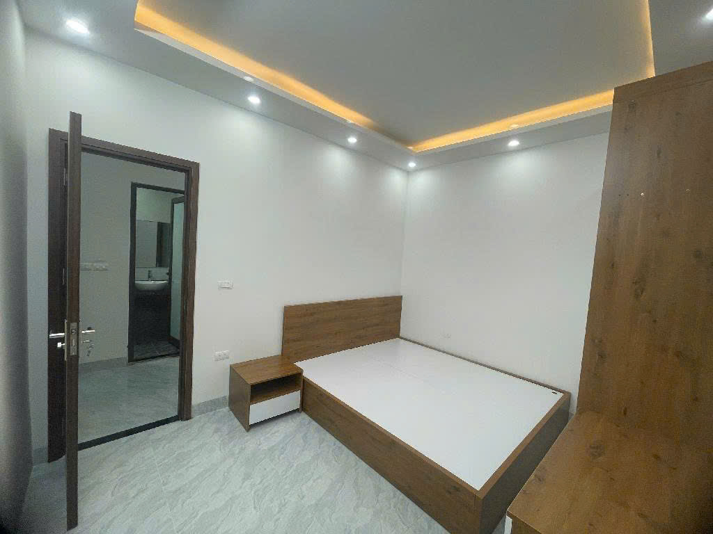 Bán nhà mới 3 tầng, 30m², 3 ngủ full nội thất , Nguyễn Chính, Tân Mai, 3.9 tỷ - Ảnh 2