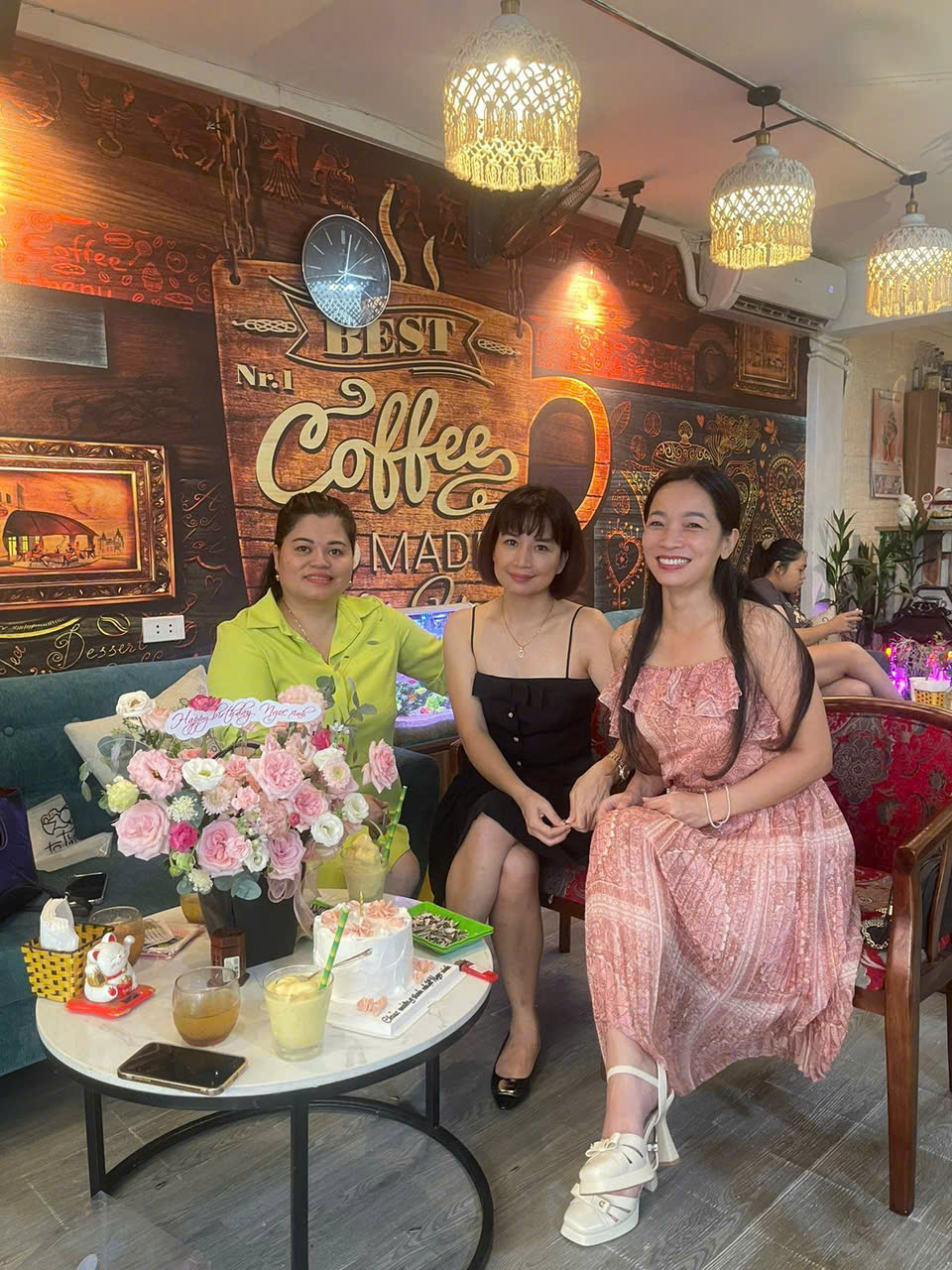 CHÍNH CHỦ CẦN SANG NHƯỢNG QUÁN CAFE  tại đường Nguyên Hồng Hà Nội - Ảnh 1