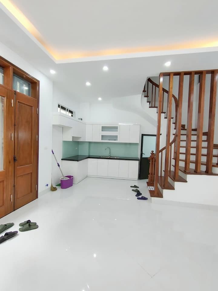 Bán Nhà Ngõ 23 Phố Bồ Đề, Nguyễn Văn Cừ, 30m2, 5Tầng, Phân Lô, Ô Tô, Nhỉnh 5 Tỷ - Ảnh chính