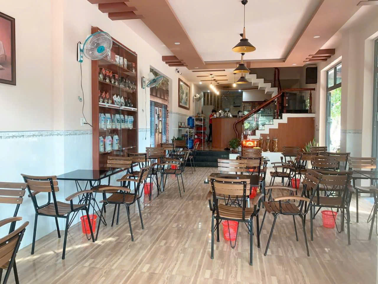 NHÀ ĐẸP -CHÍNH CHỦ CẦN BÁN CĂN NHÀ MẶT TIỀN TẠI Quán Cafe Hương Hương, P phú đông, Tuy Hòa, Phú Yên - Ảnh 4