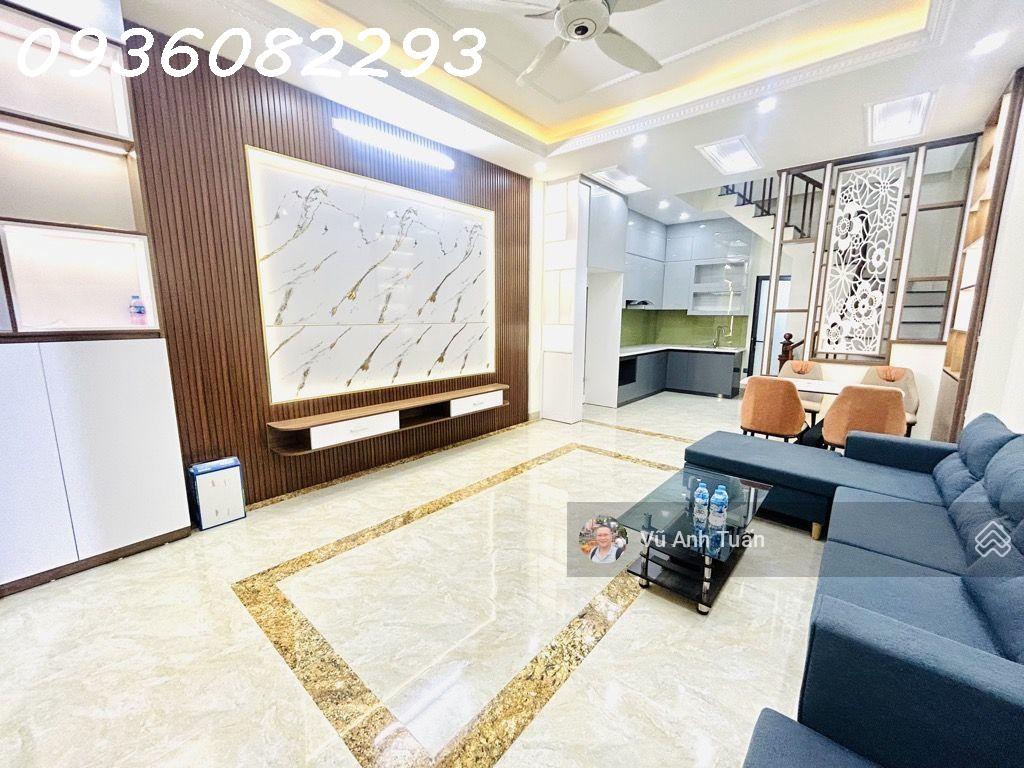 Bán nhà Ngõ 192 Tam Trinh, 40m2 , 2 Thoáng, Ngõ Nông, Gần Phố, Nội Thất Đẹp, 4 Ngủ, 5.45 tỷ - Ảnh chính