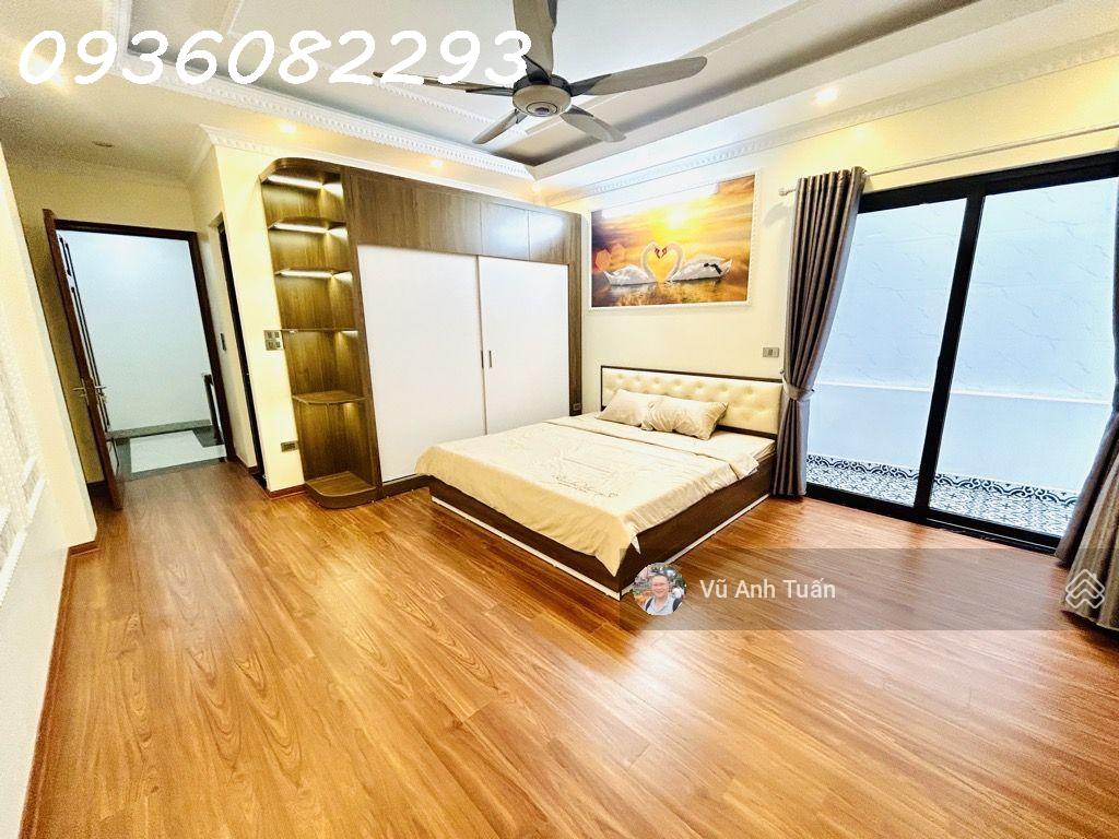 Bán nhà Ngõ 192 Tam Trinh, 40m2 , 2 Thoáng, Ngõ Nông, Gần Phố, Nội Thất Đẹp, 4 Ngủ, 5.45 tỷ - Ảnh 2