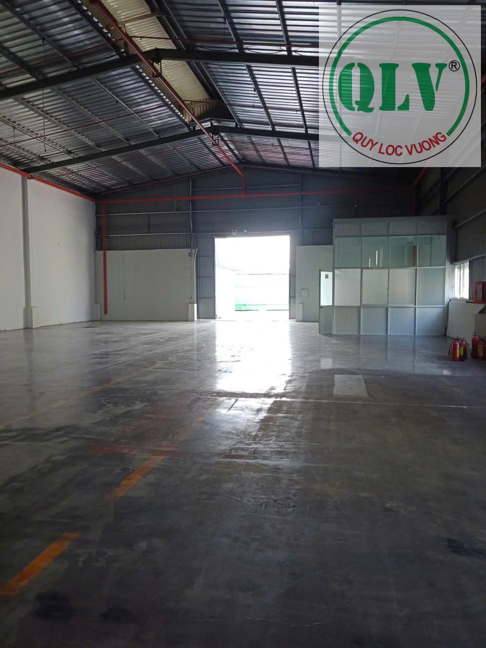 Cho thuê nhà xưởng KV 3.700m2 xây hết đất nằm ở Tân Hiệp, Tân Uyên. - Ảnh 1