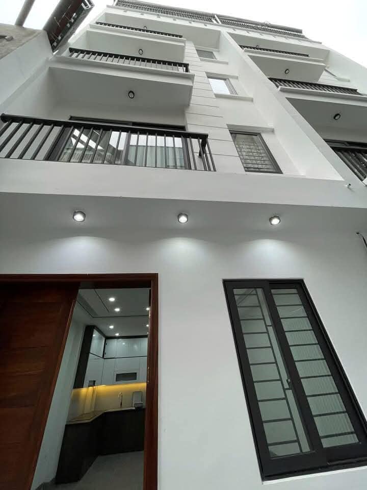 Bán Nhà Ngõ 29 Thượng Thanh, Long Biên, 30m2, 5 Tầng, Ô Tô, Phân Lô, Chỉ 5.x Tỷ - Ảnh chính