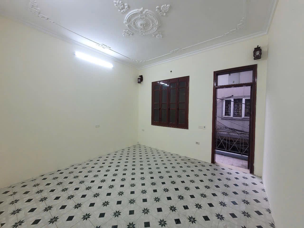 CHO THUÊ NHÀ NGÕ 89 THANH LÂN, 70M2, 3 TẦNG, 3 NGỦ, 10 TRIỆU. - Ảnh 2