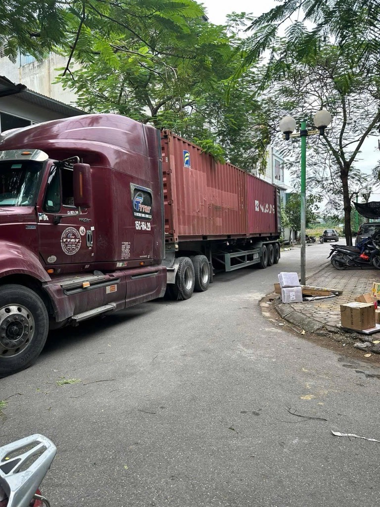 LINH ĐÀM - NHÀ PHÂN LÔ, Ô TÔ CONTAINER ĐỖ CỬA - Ảnh 4