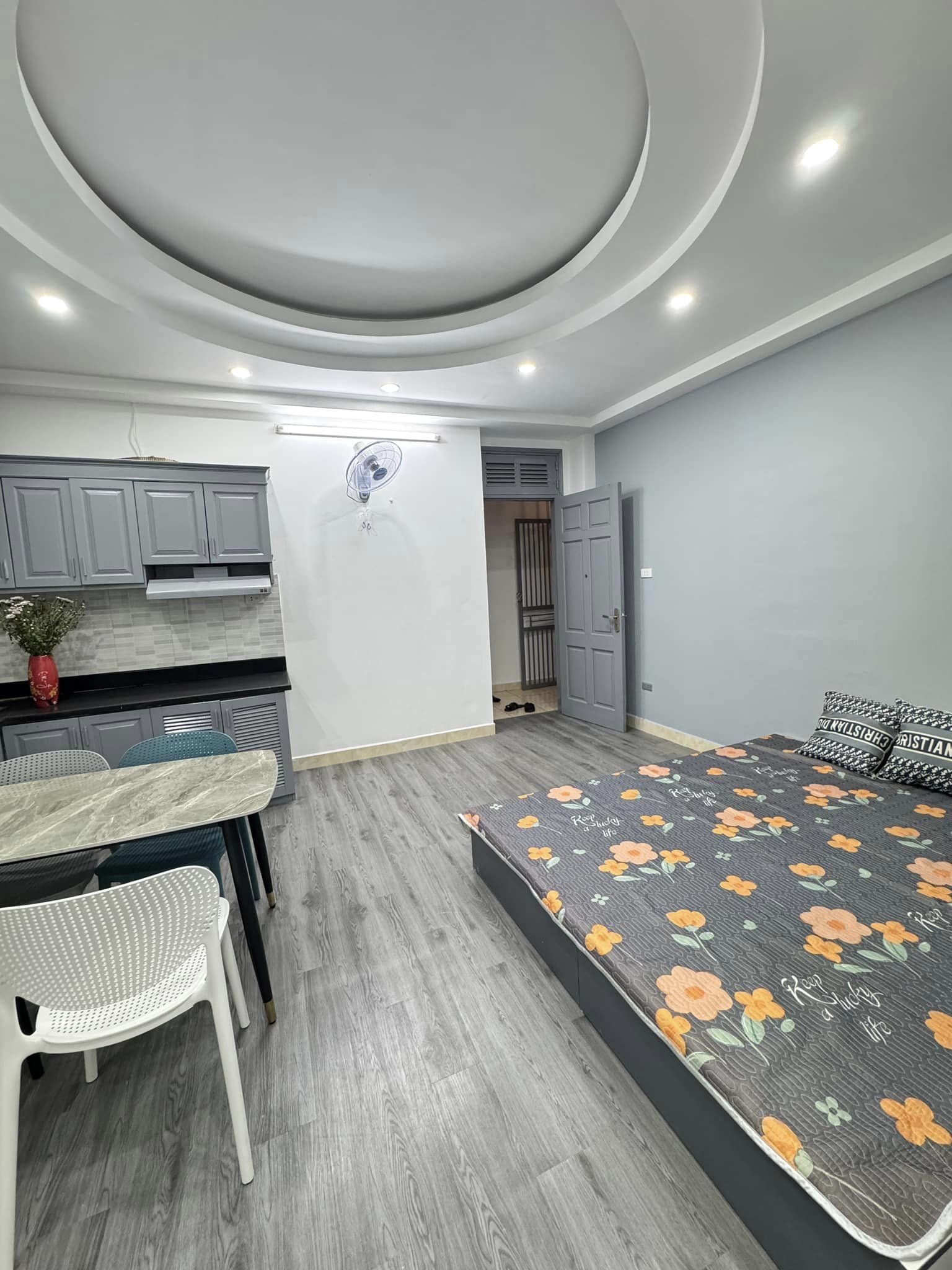 ⚜️ Chỉ 1,45 Tỷ  - Căn Hộ CCMN Hoàng Ngân, Thanh Xuân, 50m2 2PN+1PK, Full đồ Ở Ngay ⚜️ - Ảnh 2