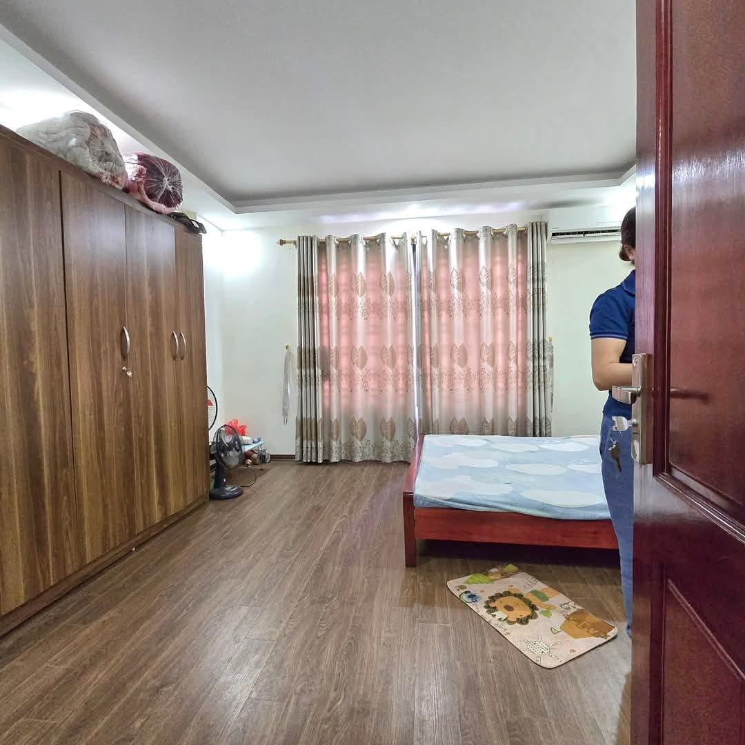 Bán Nhà Đường Phạm Văn Đồng 30,4m2 x 6 tầng, gần Phố ngõ nông rộng ô tô tránh dừng đỗ ngày đêm , 4 - Ảnh chính