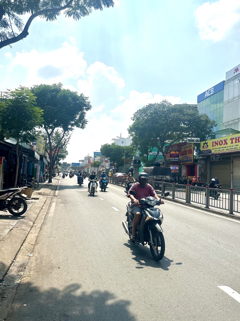 BÁN NHÀ MẶT TIỀN NGUYỄN OANH P6 GV - GẦN NHÃ 4 VỚI LÊ ĐỨC THỌ - KINH DOANH ĐA NGÀNH NGHỀ - DT 100M² - 2 TẦNG CHỈ HƠN 11 TỶ - Ảnh 1