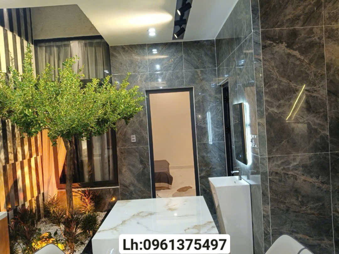 L138-Siêu Phẩm 3t, 4pn, 5wc mới đẹp ở ngay, mặt tiền Hòa Minh, gần biển, chỉ 5tỷ498(có tl) - Ảnh 2