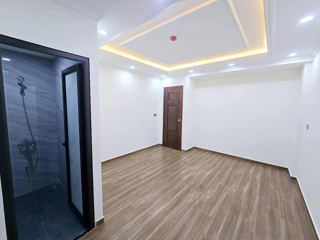 MẶT PHỐ MAI ANH TUẤN ĐỐNG ĐA, VỊ TRÍ ĐẸP VIEW HỒ KINH DOANH, DT 51M2 X7 TẦNG GIÁ CHÀO 30 TỶ - Ảnh 1