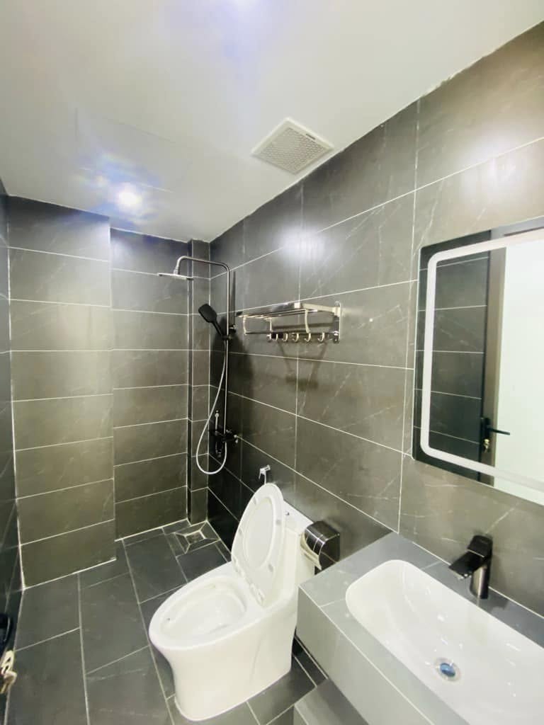 Bán nhà Phúc Lợi 30m 6tầng Mặt Tiền 6m Giá 6,7tỷ - Ảnh 3