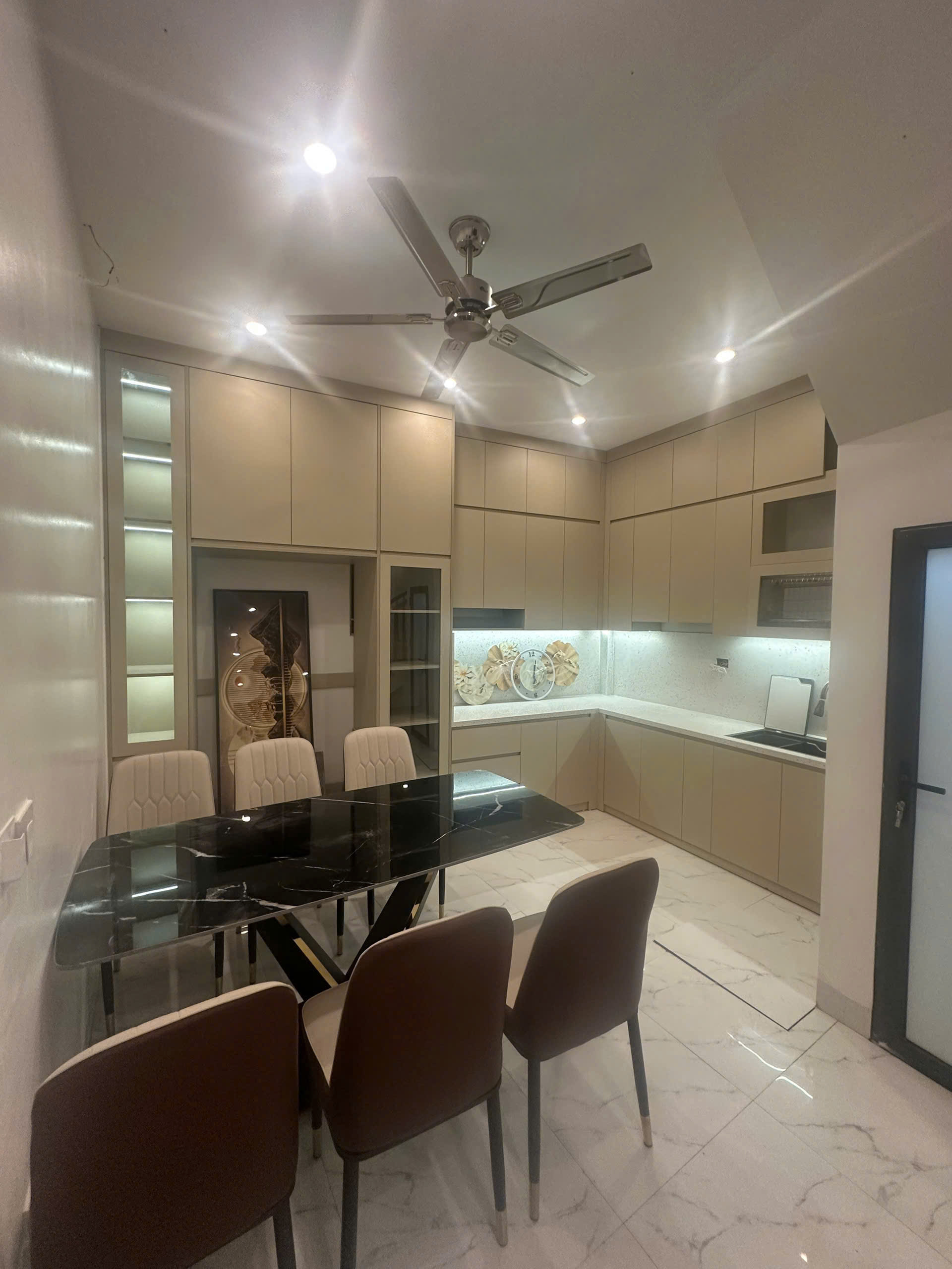NHÀ ĐẸP DƯƠNG NÔI HĐ Ở LUÔN ĐÓN TẾT, TẶNG NỘI THẤT VỊ TRÍ ĐẸP, CẢ KHU KHÔNG CÓ CĂN THỨ 2 - 42M - - Ảnh 3