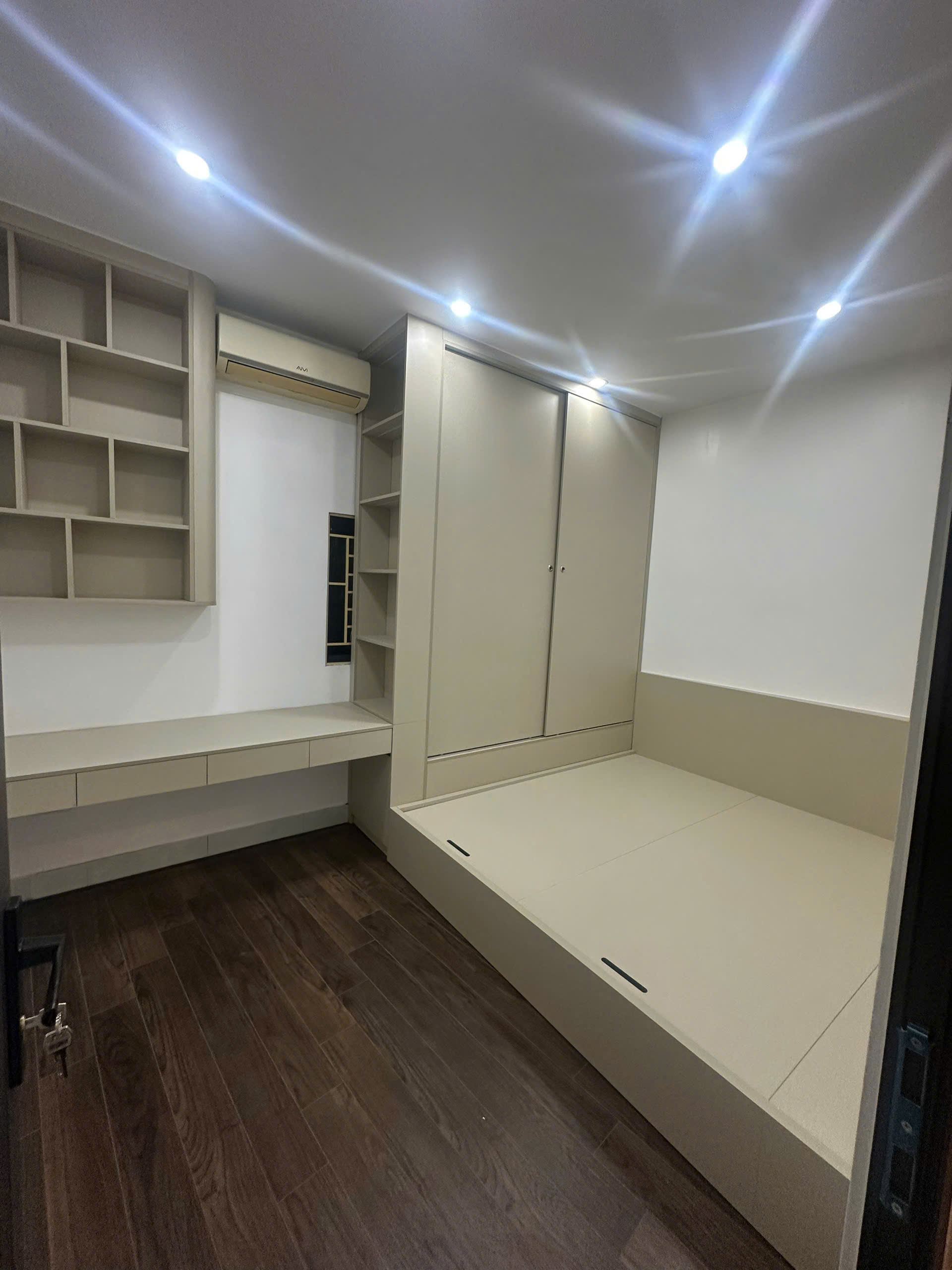 NHÀ ĐẸP DƯƠNG NÔI HĐ Ở LUÔN ĐÓN TẾT, TẶNG NỘI THẤT VỊ TRÍ ĐẸP, CẢ KHU KHÔNG CÓ CĂN THỨ 2 - 42M - - Ảnh 4