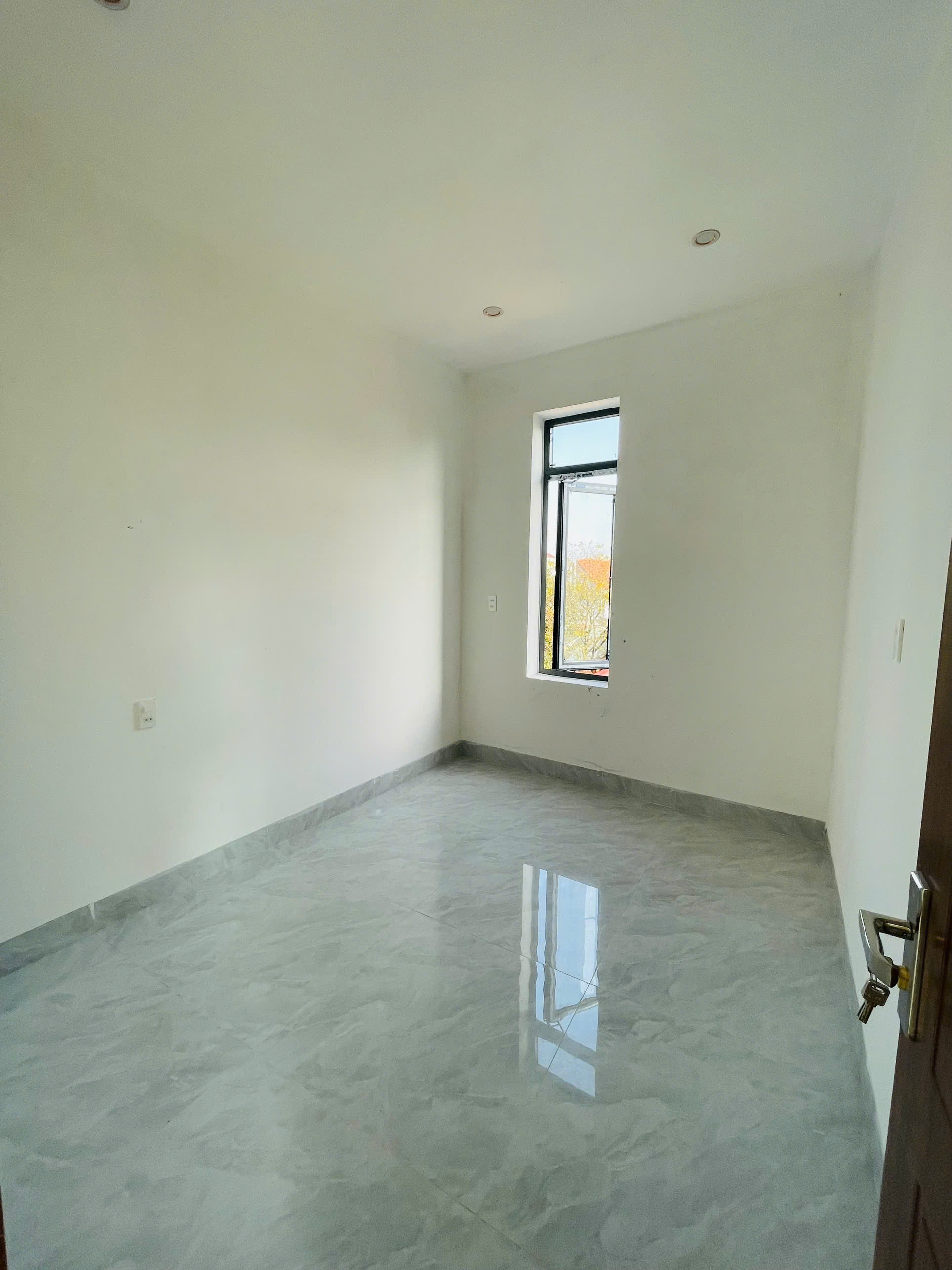 🏘️ Mở bán nhà 3 tầng khu Phố Tây - Huế view cầu Đập Đá đường đi bộ sông Như ý - Ảnh 2