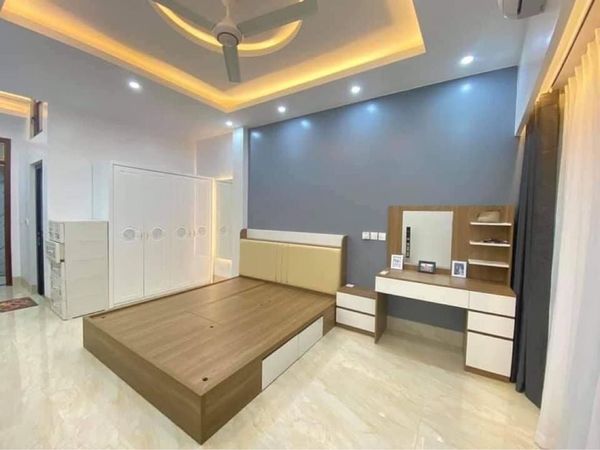 Bán gấp, giá rẻ, Hoàng Văn Thái 38m2, 4 tầng, MT 3.5m, 6.7 tỷ Thanh Xuân. - Ảnh chính