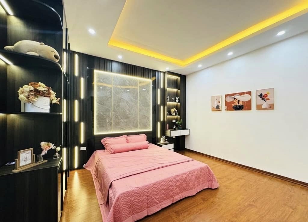 Bán nhà Yên Duyên 50m², 5 tầng, 3PN, ô tô đỗ cổng, gần hồ, 5.6 tỷ - Ảnh 4