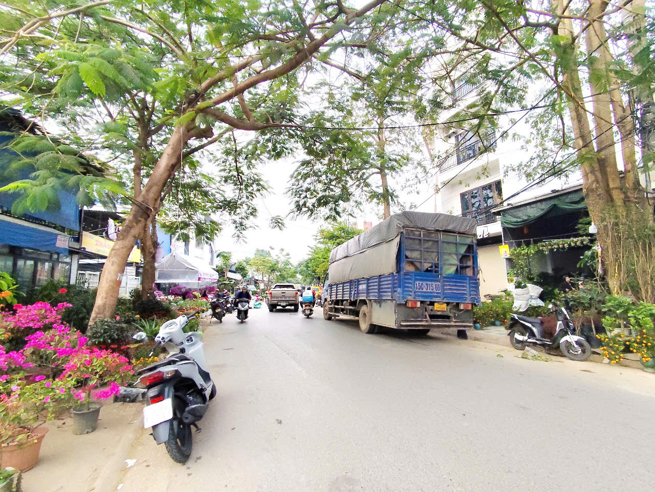 Đất mặt đường Hoàng Minh Thảo, 57m, MT 4.2m, vị trí siêu đẹp, gần CHợ Hàng, Giá 7.4 tỉ - Ảnh 1