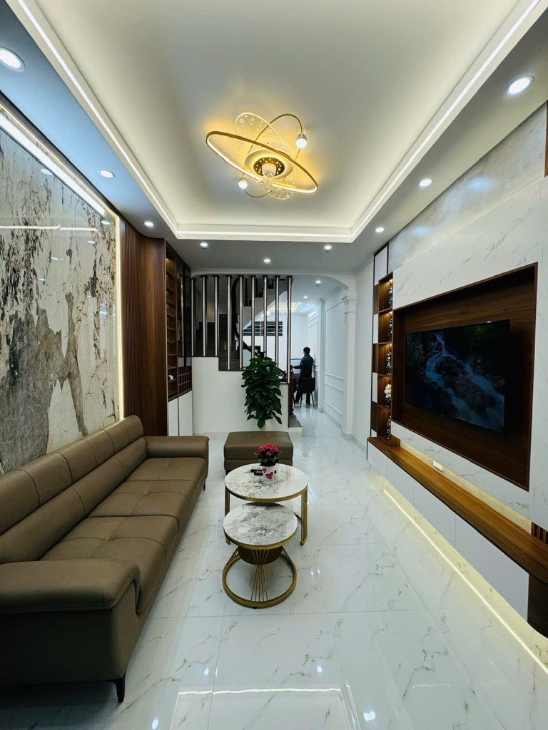 BÁN NHÀ KIM GIANG, HOÀNG MAI, Ô TÔ ĐỖ CỬA, 61S RA PHỐ, 39M2, 7.95 TỶ(CTL) - Ảnh 1