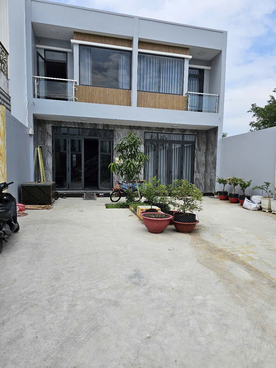 CHÍNH CHỦ CẦN BÁN 2  NHÀ Ở THẠNH LỘC AN THẠNH THUẬN AN<br>DT: 306,5M2 NGANG 9M THỔ CƯ 120M2, GIA: 9,8 - Ảnh 1