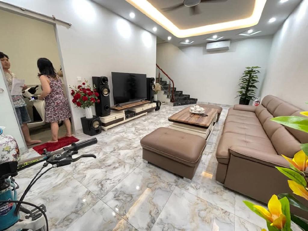 BÁN NHÀ - BẠCH MAI - 32M² - 5 TẦNG - CHỈ 6 TỶ NGÕ THÔNG - GẦN TRUNG TÂM - KINH DOANH NHỎ - Ảnh chính