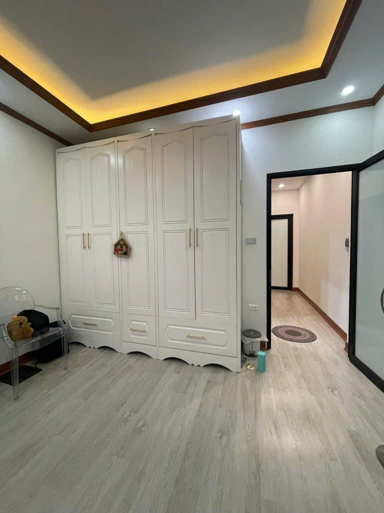 Bán Nhà Hoàng Văn Thái, 35m², Ngõ Thông, Ô Tô, Thoáng Sáng, Giá Chỉ 6.45 Tỷ - Ảnh 2