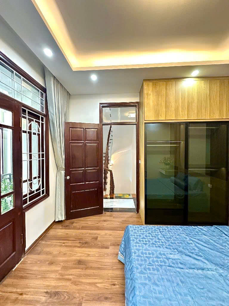 Bán Nhà Vũ Trọng Phụng, 35m², Ngõ Thông, Gần Ô Tô, Thoáng Sáng, Giá Chỉ 6.7 Tỷ - Ảnh 3