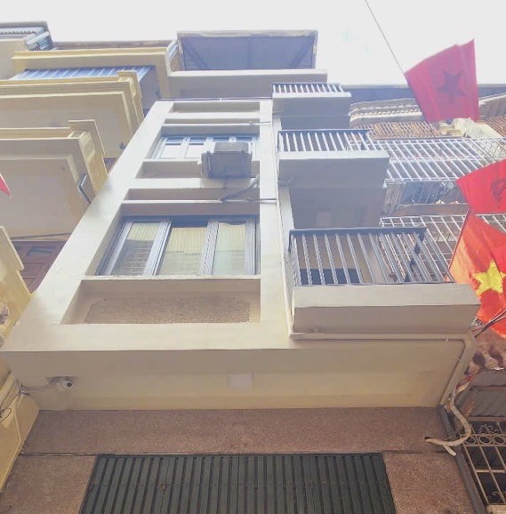 BÁN NHÀ KHƯƠNG TRUNG, THANH XUÂN, 61S RA PHỐ, 3 GÁC TRÁNH, 46M2, 7.5 TỶ(CTL) - Ảnh 1