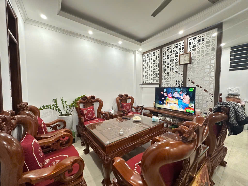 Bán Nhà Quan Nhân, 35m², Nhà Đẹp, 6 Tầng, Full Nội Thất, Thang Máy, Ở Ngay, 7.6 Tỷ - Ảnh chính