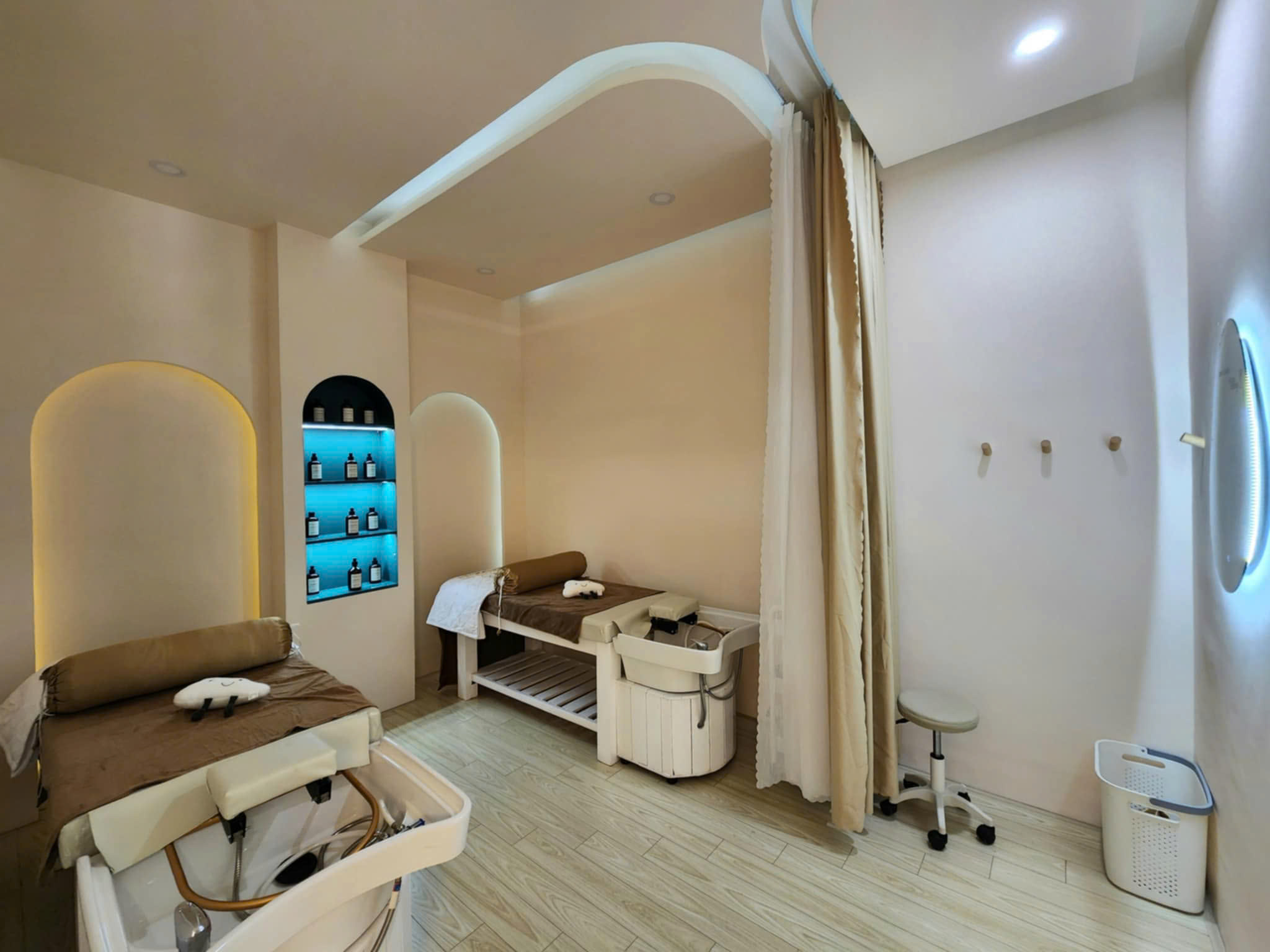 CẦN SANG SPA ĐẸP HẺM HOÀNG DIỆU, P5 PHÙ HỢP LÀM GỘI ĐẦU DƯỠNG SINH, NAIL HOẶC HOMESTAY - Ảnh chính