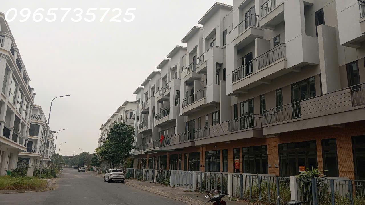 Bán Shophouse nằm giữa 7 tòa chung cư NƠXH giá chỉ nhỉnh 4 tỷ tại Centa VSIP Bắc Ninh - Ảnh chính