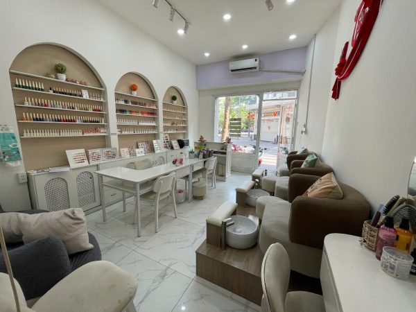 Gò Vấp ! Sang SaLon Nail – SPA decor Hiện đại & xinh xắn nằm ngay khu dân trí cao Cityland Central - Ảnh chính