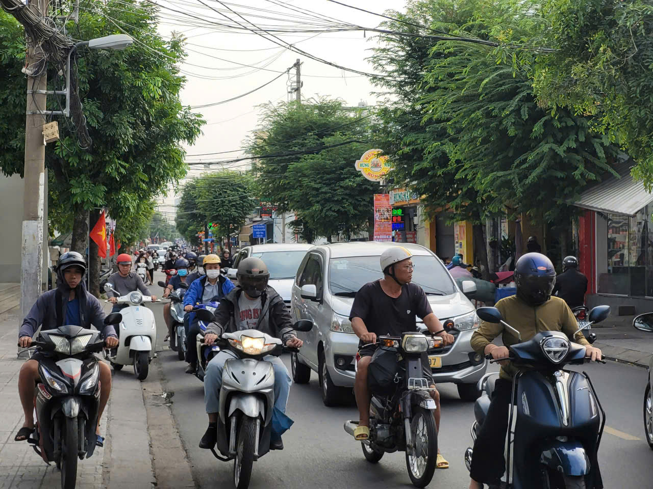 CHO THUÊ MẶT BẰNG KINH DOANH - VỊ TRÍ VÀNG QUẬN 12 - GIÁ 40 TRIỆU/THÁNG - Ảnh chính